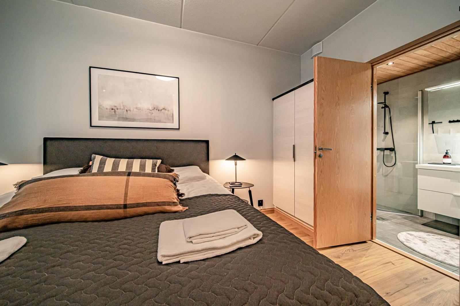 C27 By Aavalevi Holidays, Center Appartement *