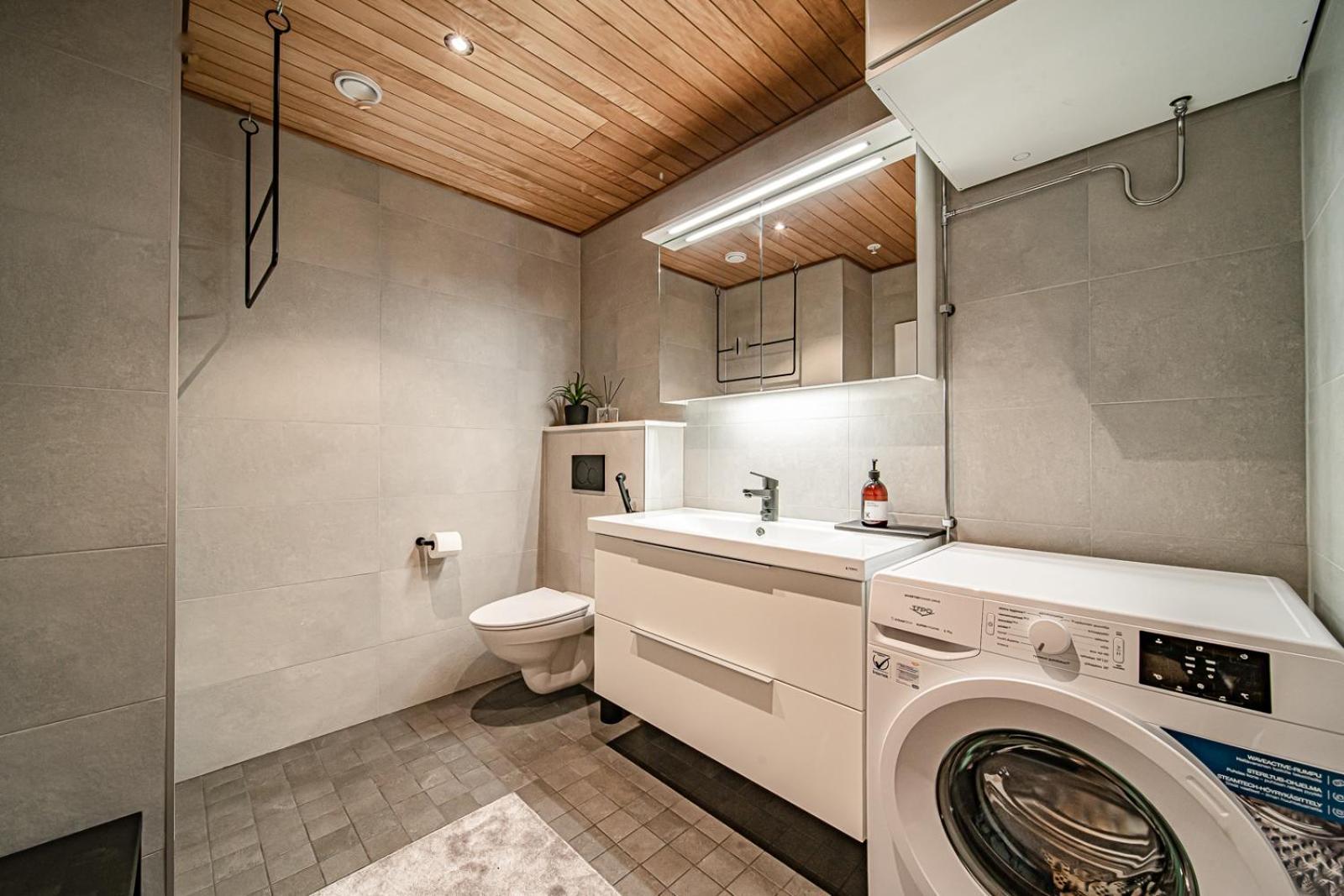 Appartement C27 By Aavalevi Holidays, Center *